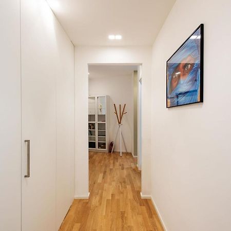 Spacious & Comfortable Apartment In Duomo By Easylife Milano Exteriör bild