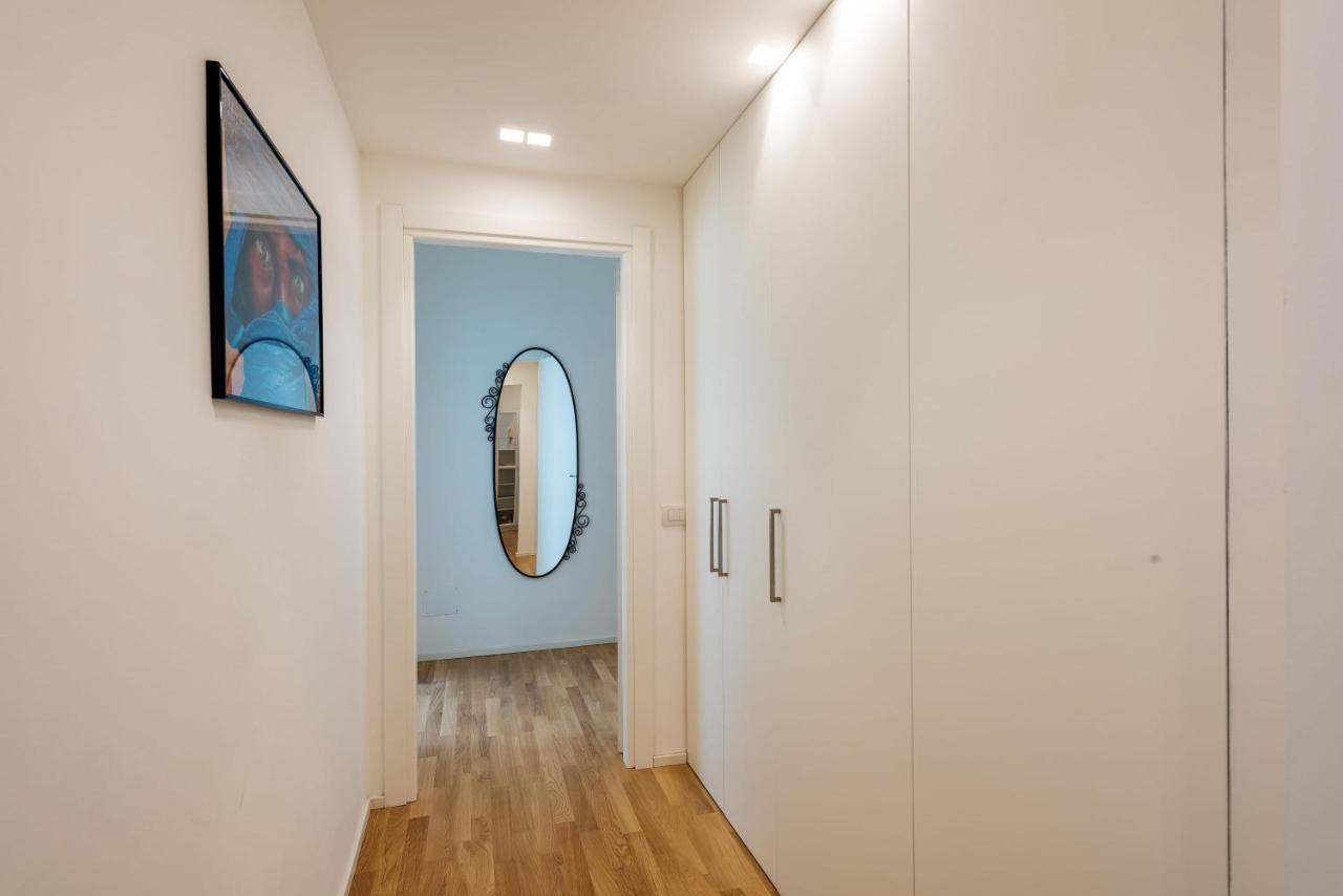 Spacious & Comfortable Apartment In Duomo By Easylife Milano Exteriör bild