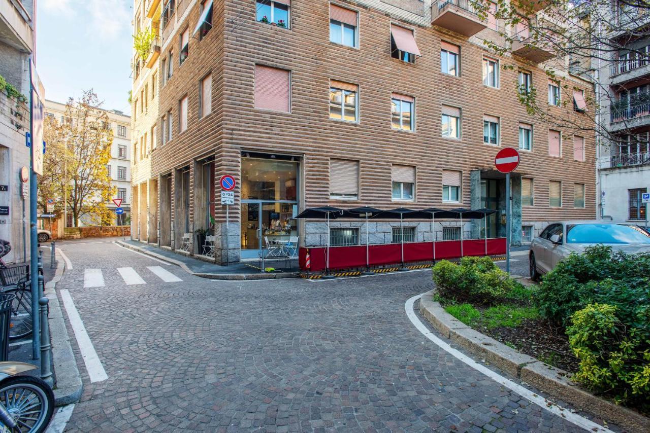 Spacious & Comfortable Apartment In Duomo By Easylife Milano Exteriör bild